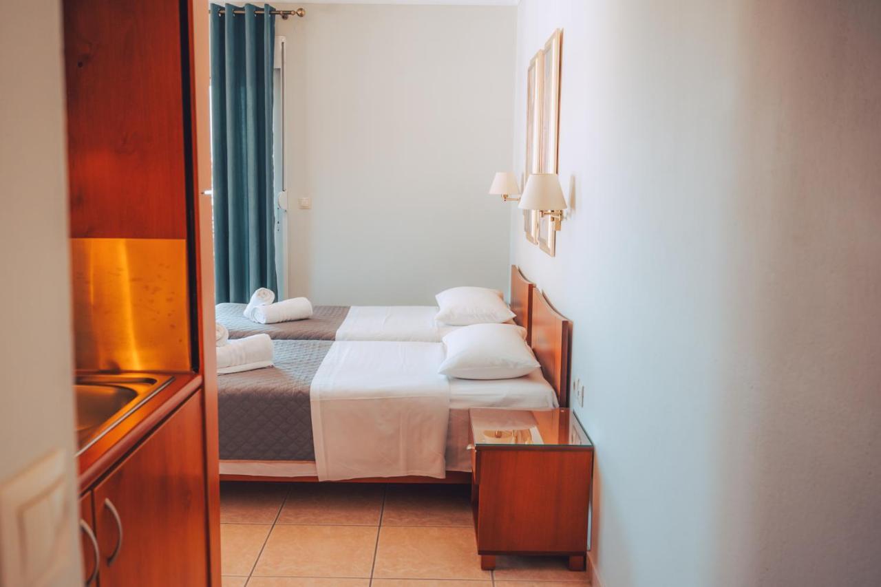 Dionysos Rooms Olympiaki Akti Exterior photo